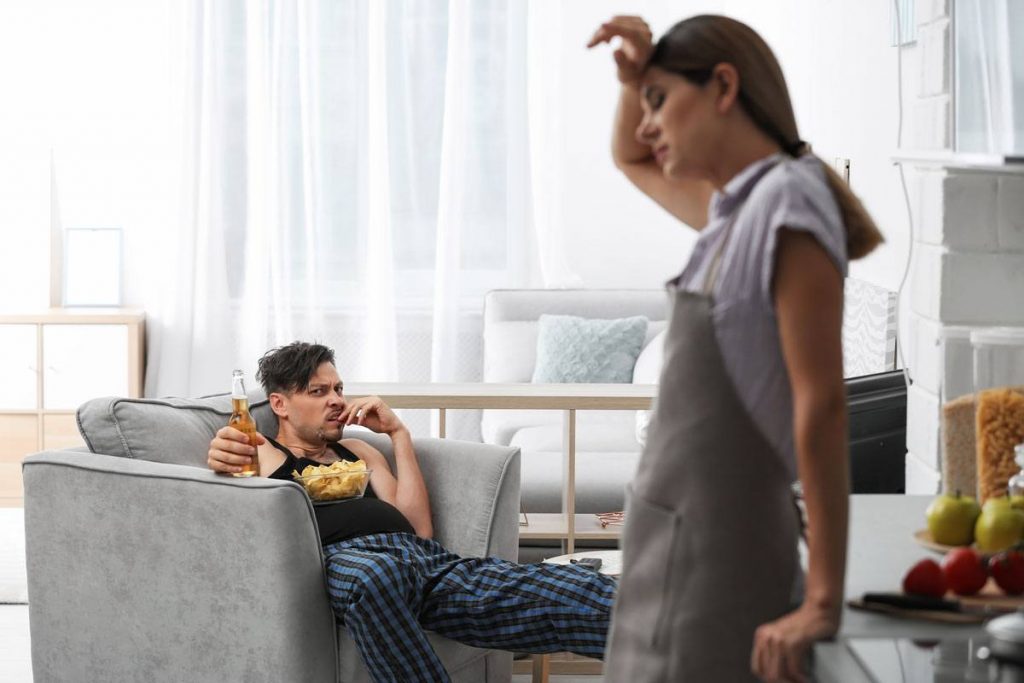 The girl has complicated and painful decisions to stay in the relationship with her addicted husband.