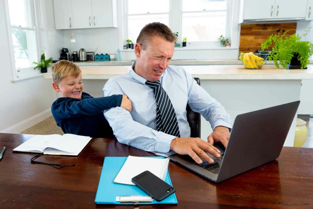 Learn to differentiate between stress and anxiety from this article.